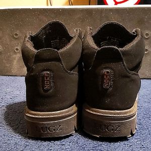 Lugz boots.  Men Size 9, color black
